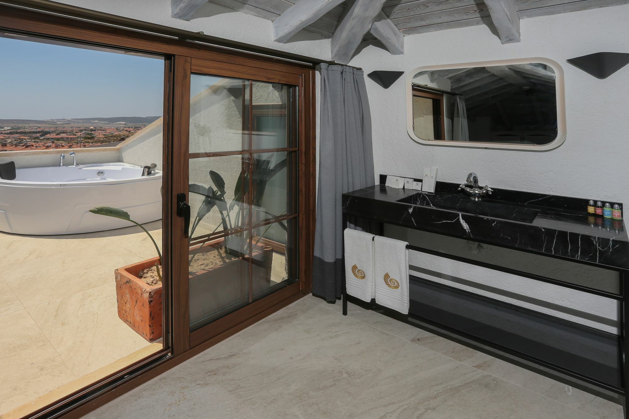 Avalon Boutique Hotel & Suites Алакати Екстериор снимка